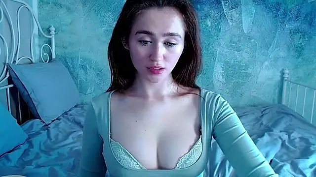 millllina online show from March 22, 2026, 2:20 pm