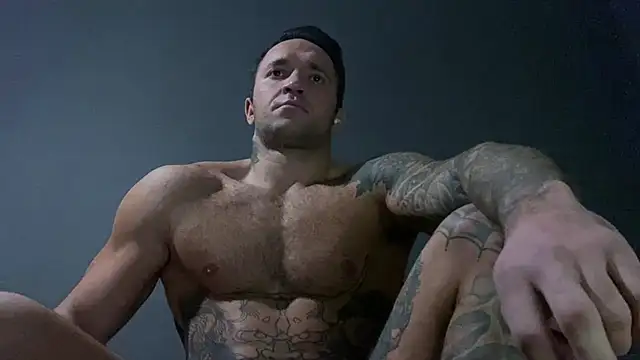 Snapshot of Mr_YourGod chatting on December 21, 2024, 3:36 am Mr YourGod online show from December 21, 2024, 3:36 am