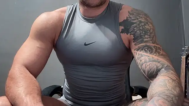 Snapshot of Mr_YourGod chatting on February 3, 2026, 12:21 pm Mr YourGod online show from February 3, 2026, 12:21 pm