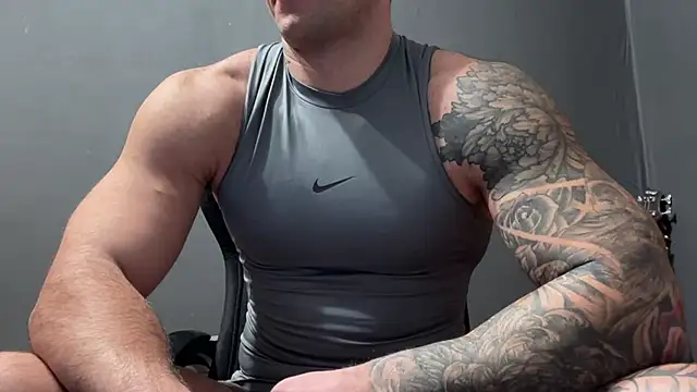 Snapshot of Mr_YourGod chatting on February 4, 2026, 6:52 am Mr YourGod online show from February 4, 2026, 6:52 am