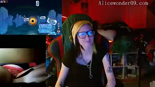 alicewonder09 online show from December 12, 2024, 8:25 am