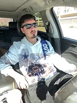 Snapshot of Bbyboyivan chatting on February 22, 2026, 8:18 pm Bbyboyivan online show from February 22, 2026, 8:18 pm