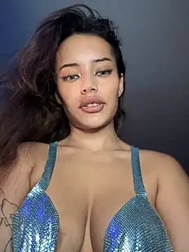 Snapshot of MistressBelleNoire chatting on December 8, 2024, 6:43 am MistressBelleNoire online show from December 8, 2024, 6:43 am