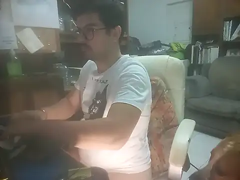 Snapshot of pedrosantos3366 chatting on October 5, 2025, 5:06 am pedrosantos3366 online show from October 5, 2025, 5:06 am