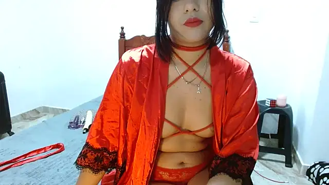 Amal Hadid online show from March 20, 2025, 8:19 pm