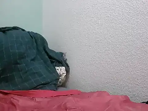 Snapshot of turnsen4y chatting on February 14, 2025, 10:25 pm turnsen4y online show from February 14, 2025, 10:25 pm