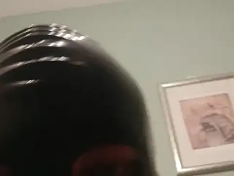 Snapshot of turnsen4y chatting on February 26, 2025, 5:50 pm turnsen4y online show from February 26, 2025, 5:50 pm