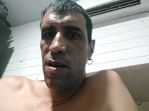 Snapshot of Hotcasados69 chatting on February 20, 2026, 6:26 am Hotcasados69 online show from February 20, 2026, 6:26 am