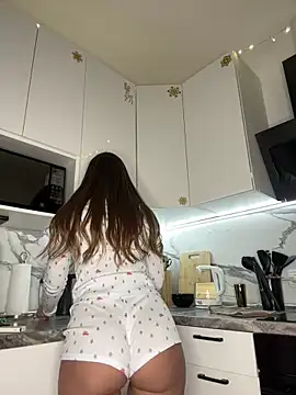 Lex Love online show from December 18, 2024, 7:08 pm