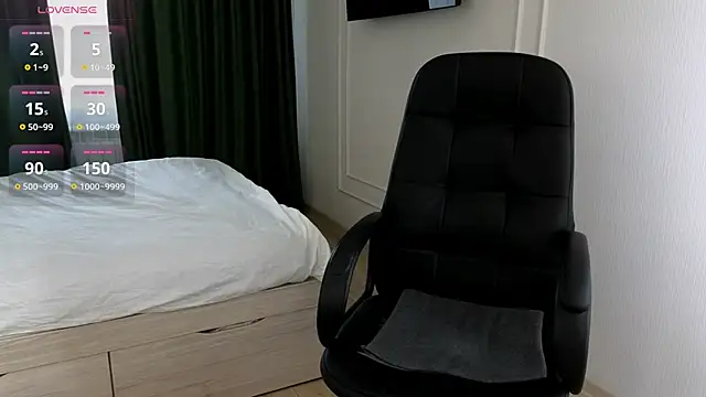 Snapshot of Rory_Reed chatting on February 10, 2026, 10:41 am Rory Reed online show from February 10, 2026, 10:41 am