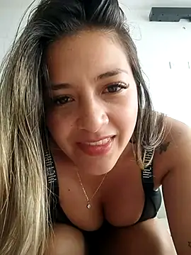 Snapshot of alana_69 chatting on February 22, 2025, 5:24 pm alana 69 online show from February 22, 2025, 5:24 pm