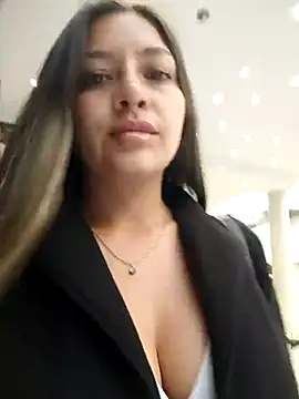 Snapshot of alana_69 chatting on November 21, 2025, 9:13 pm alana 69 online show from November 21, 2025, 9:13 pm