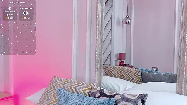 Snapshot of Sara_Boom chatting on February 19, 2026, 2:35 pm Sara Boom online show from February 19, 2026, 2:35 pm