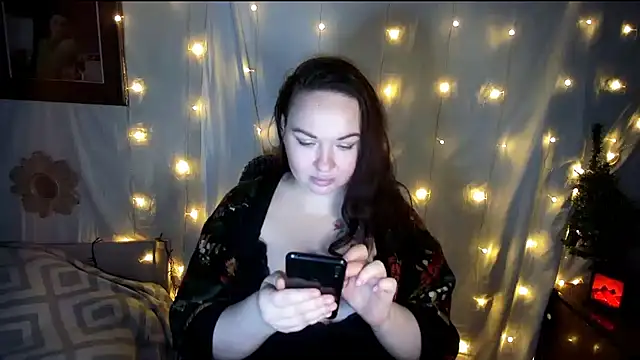 Victoria Marks online show from December 5, 2024, 6:11 pm