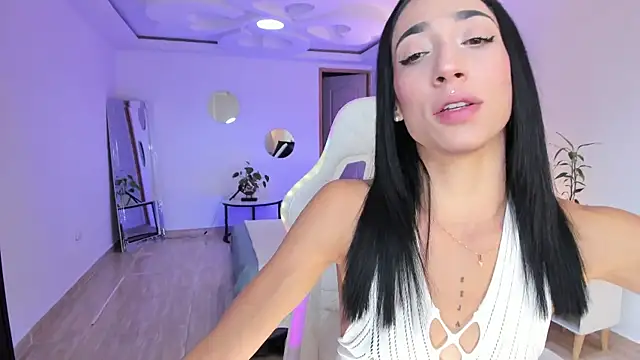 Snapshot of carleee_winter chatting on May 12, 2026, 10:40 pm carleee winter online show from May 12, 2026, 10:40 pm