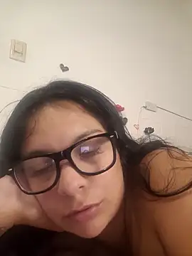 ZaraHoney online show from February 16, 2025, 2:32 pm