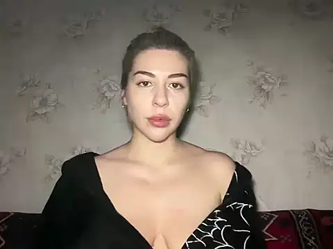 Lux Sonya Star online show from February 2, 2026, 1:21 pm