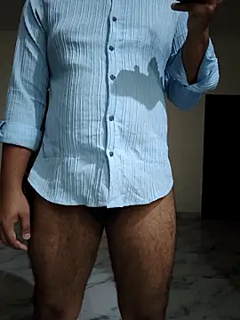 Snapshot of thebrownboi01 chatting on November 13, 2025, 10:52 pm thebrownboi01 online show from November 13, 2025, 10:52 pm