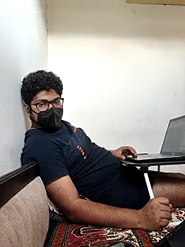 Snapshot of thebrownboi01 chatting on November 29, 2025, 6:16 am thebrownboi01 online show from November 29, 2025, 6:16 am