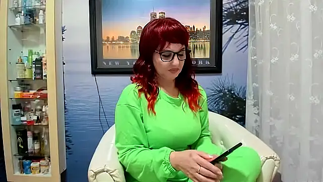 Snapshot of Mature4you44 chatting on February 4, 2025, 10:21 am Mature4you44 online show from February 4, 2025, 10:21 am