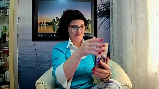 Snapshot of Mature4you44 chatting on February 16, 2025, 8:54 am Mature4you44 online show from February 16, 2025, 8:54 am