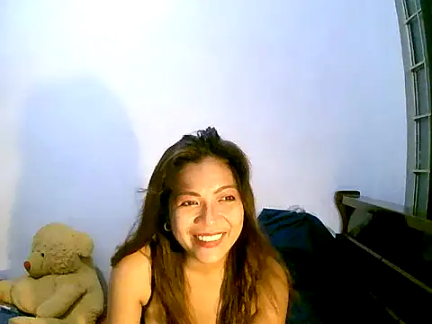 Snapshot of sweetvirginia01 chatting on October 5, 2025, 9:56 pm sweetvirginia01 online show from October 5, 2025, 9:56 pm