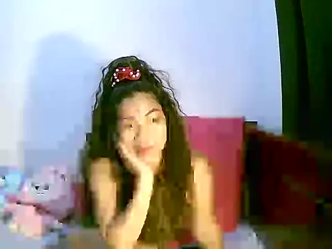 Snapshot of sweetvirginia01 chatting on February 18, 2026, 5:20 pm sweetvirginia01 online show from February 18, 2026, 5:20 pm