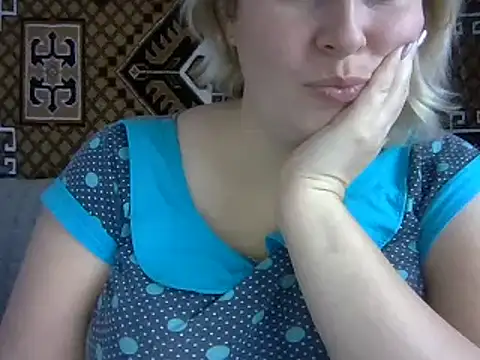 Snapshot of Diana_Britt chatting on December 31, 2024, 10:15 am Diana Britt online show from December 31, 2024, 10:15 am