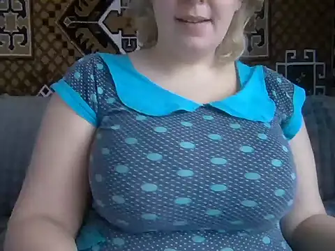 Snapshot of Diana_Britt chatting on February 8, 2025, 7:15 am Diana Britt online show from February 8, 2025, 7:15 am
