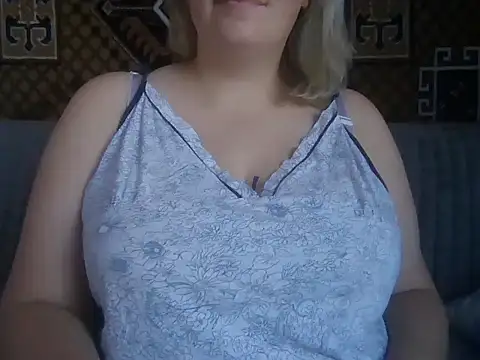 Snapshot of Diana_Britt chatting on September 12, 2025, 6:02 am Diana Britt online show from September 12, 2025, 6:02 am
