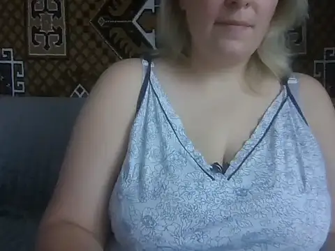 Snapshot of Diana_Britt chatting on September 19, 2025, 6:04 am Diana Britt online show from September 19, 2025, 6:04 am