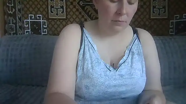 Snapshot of Diana_Britt chatting on June 18, 2026, 6:57 am Diana Britt online show from June 18, 2026, 6:57 am