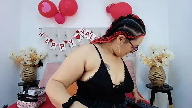 Snapshot of MIchelMomet chatting on February 14, 2025, 11:21 am MIchelMomet online show from February 14, 2025, 11:21 am