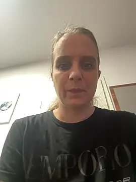 LadyChantale online show from May 15, 2026, 6:09 am