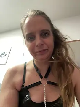LadyChantale online show from May 20, 2026, 5:57 am