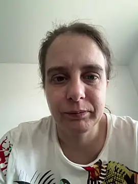 LadyChantale online show from May 26, 2026, 5:58 am