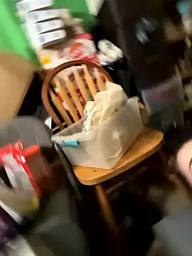 Snapshot of Snowbunnycake_131 chatting on February 13, 2026, 8:21 am Snowbunnycake 131 online show from February 13, 2026, 8:21 am