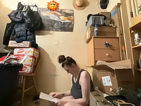 Snowbunnycake 131 online show from May 20, 2026, 10:16 pm