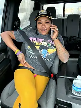 Snapshot of HaloRodeoLover2 chatting on March 12, 2026, 5:30 pm HaloRodeoLover2 online show from March 12, 2026, 5:30 pm