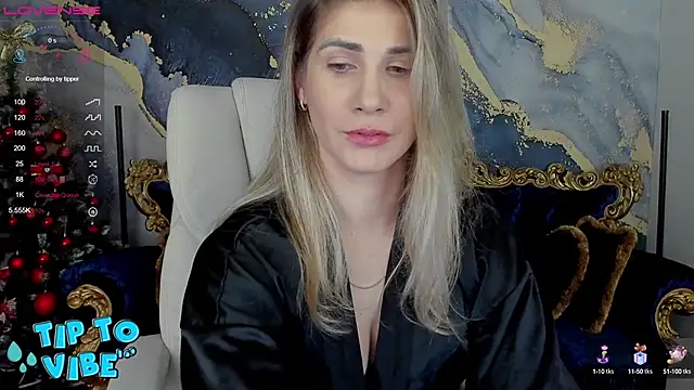 Snapshot of CassandraGood chatting on December 19, 2024, 8:44 pm CassandraGood online show from December 19, 2024, 8:44 pm