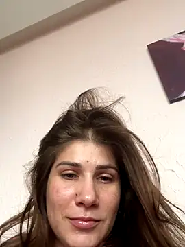 CassandraGood online show from November 13, 2025, 12:59 pm