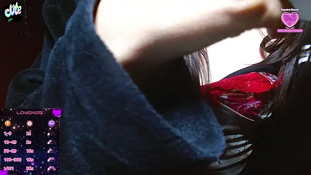 Snapshot of MidoriQuiinn chatting on January 10, 2026, 1:51 am MidoriQuiinn online show from January 10, 2026, 1:51 am