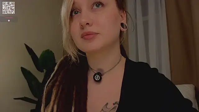 Snapshot of VortexProject chatting on October 14, 2025, 3:35 pm VortexProject online show from October 14, 2025, 3:35 pm