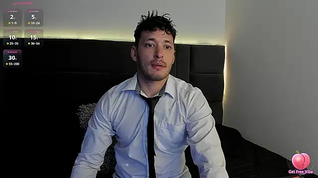 alejandro  2 online show from September 29, 2025, 4:12 pm