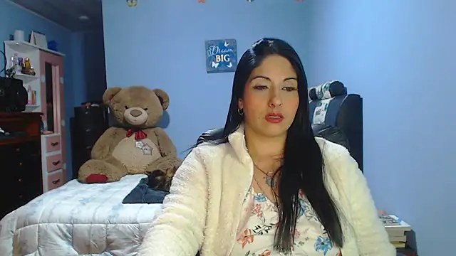 sahtlove1 online show from May 15, 2026, 11:45 pm