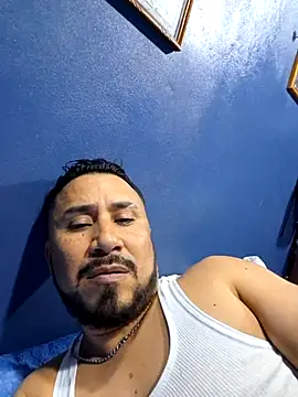 Snapshot of Eumanzor chatting on November 26, 2025, 2:23 am Eumanzor online show from November 26, 2025, 2:23 am