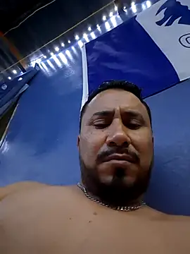 Snapshot of Eumanzor chatting on January 8, 2026, 1:30 am Eumanzor online show from January 8, 2026, 1:30 am