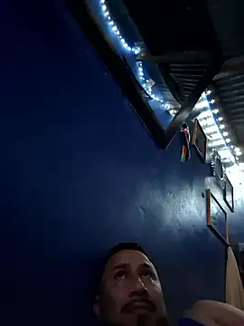 Snapshot of Eumanzor chatting on January 13, 2026, 1:44 am Eumanzor online show from January 13, 2026, 1:44 am