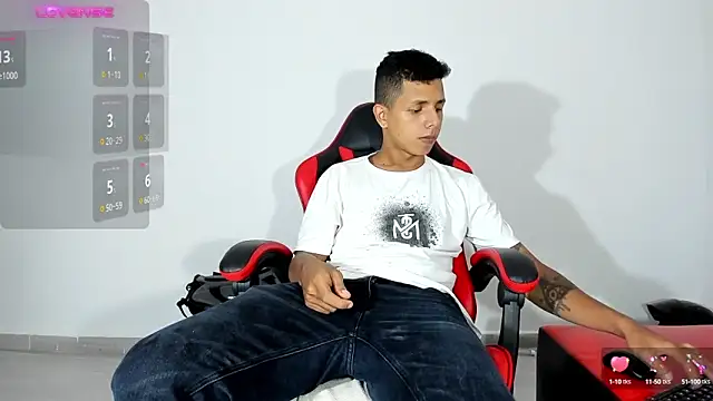 boy bigcock24cm online show from March 7, 2025, 11:18 am