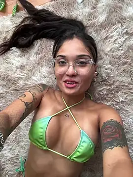 Snapshot of LunaXuan chatting on January 25, 2025, 10:39 pm LunaXuan online show from January 25, 2025, 10:39 pm